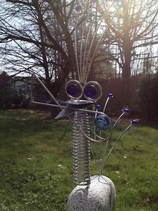 Wippvogel mit Fisch im Schnabel 90cm V2A Edelstahlvogel V2A - Bild 1 von 2