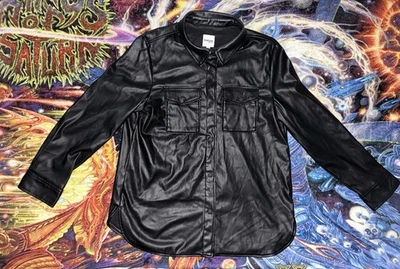 Camisa grande con botones de cuero sintético Kensie Jeans para mujer Foto 1 de 3