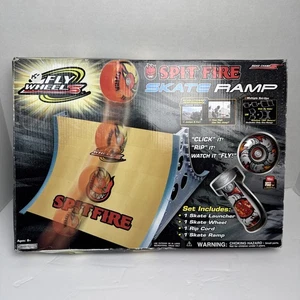 Fly Wheels Spit Fire Skate Ramp Set 2005 Jakks Pacific completo scatola aperta - Foto 1 di 12