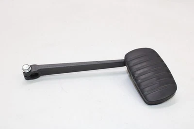 06-24 KAWASAKI VULCAN 900 VN900B CLASSIC OEM RIGHT REARSET BRAKE FOOT PEDAL - Image 1 of 4