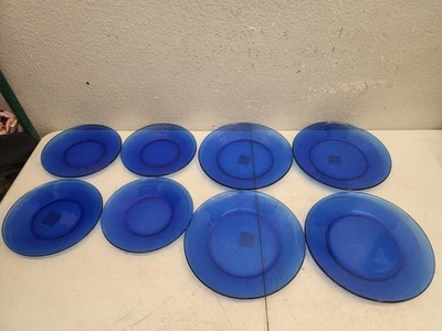 4 Anchor Hocking Cobalt Blue Glass Dinner Plates 10" - Image 1 of 4