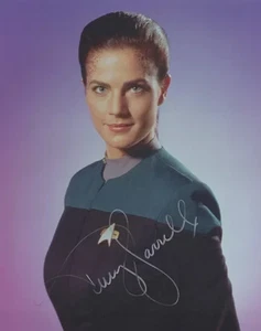 Terry Farrell as Dax on Star Trek Deep Space Nine Auto 8"x10" Signed Photo - Picture 1 of 1