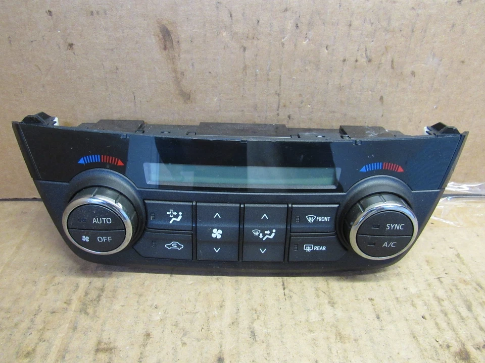 Оригинальный климат-контроль температуры тепла переменного тока для Toyota RAV4 2016 2017 2018 годов выпуска 559000R110 - Изображение 1 из 4