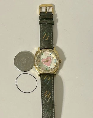 Antigo Y2K Millennium Era Dooney e Relógio Bourke Para Reparo Precisa de Bateria  - Imagem 1 de 4