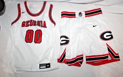NIKE Boys M Basketball Georgia Bulldogs Jersey & Shorts Sample Set NWT - Image 1 of 4