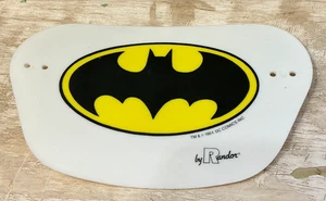 Vintage 1964 Batman Kunststoff Nummernschild Schild von Randor DC Comics Fledermaus Logo - Bild 1 von 13