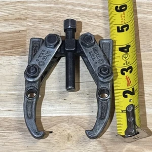 Matco 2 Jaw Leg Arm Gear Pulley Bearing Puller Made in USA READ! - Picture 1 of 10