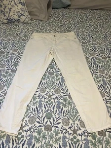 Crown And Ivy White Jeans - Picture 1 of 7