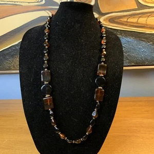 Vintage goldtone Genuine Lucite made in Hong Kong Black Brown beaded 18”necklace - Picture 1 of 5