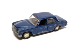 gebraucht! Schuco No.805 Mercedes-Benz 200 /8 blau Maßstab 1:66 Made in Germany  - Picture 1 of 2