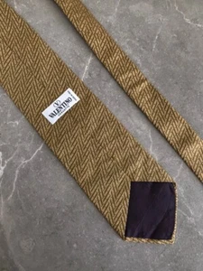Vintage Valentino Silk tie - Picture 1 of 8