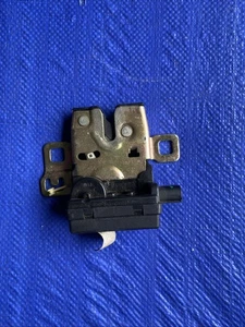 ๐2002-2015 Mini Cooper Rear Trunk Liftgate Lid Hatch Latch Lock Actuator - Picture 1 of 3
