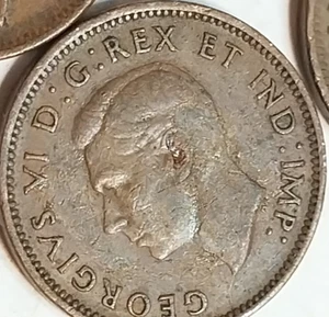 1942 Canada 1 cent coin - Picture 1 of 3