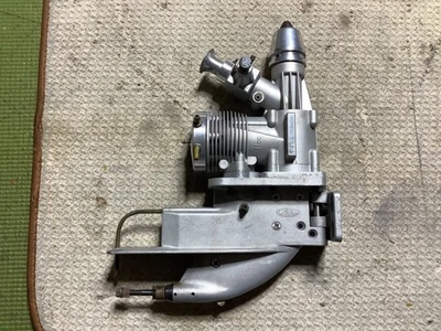 Vintage KB Outboard 11cc & Lower Unit RC Boat K&B Gas Engine Motor - Image 1 of 4