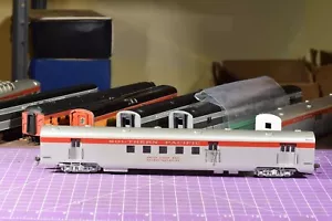 track ready Katsumi Southern Pacific 10.0 oz US Mail/Baggage, Lighted - Picture 1 of 13