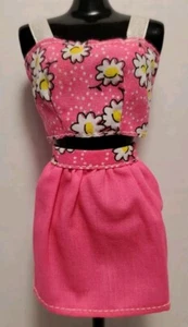 Vintage 1997 Barbie Fashion Favorites Floral Crop Top Hot Pink Skirt Outfit - Picture 1 of 4