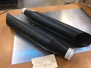 RC Exhaust Black Slip-on Mufflers For Harley - Foto 1 di 1