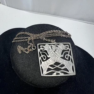 Vintage Silver Tone Foo Dog Lion Pendant Necklace - Picture 1 of 3