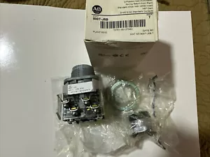 ALLEN BRADLEY 800T-J5B - Picture 1 of 3