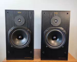 Heybrook HB100 HIFI Speakers Vintage 8" Woofer 100W Mint with Covers *See Video* - Picture 1 of 20