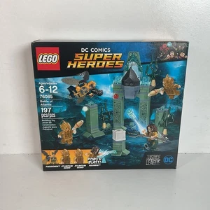 LEGO DC Super Heroes: Battle of Atlantis (76085) Justice League nicht mehr im Handel erhältlich - Bild 1 von 12