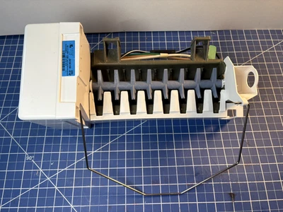 Whirlpool Refrigerator Freezer Ice Maker Unit W10300022 - Image 1 of 3