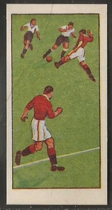 CLEVEDON-HINTS ON ASSOCIATION FOOTBALL 1961-#38- MANCHESTER CITY - QUALITY CARD! - Picture 1 of 2