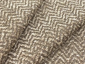 Clarence House Fischgrät Chevron Chenille Stoff - Titus Erdnuss 3,50 Yard 1875705 - Bild 1 von 3