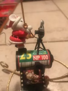 LUSTRE FAMA/ADORNO NAVIDAD NO ENESCO: RATÓN CON CÁMARA Y PELÍCULA NUEVO - Imagen 1 de 5