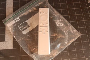 Mando a distancia solar original Samsung Smart Voice BN59-01391A / TM2281E - Imagen 1 de 3