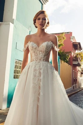 Vestido de novia L’Amour Rizzo talla 10 marfil/desnudo claro ¡¡¡NUEVO CON ETIQUETAS!!! SKU76584 Foto 1 de 4