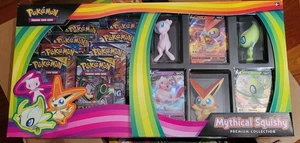 POKEMON TCG MITICO SQUISHY PREMIUM COLLECTION BOX SIGILLATO - AMMACCATURA SULLA SCATOLA - Foto 1 di 4