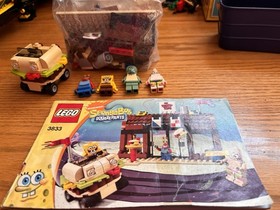 Lego 3833, Spongebob - Krusty Crab Adventures 75% complete set, w/ 4 figures