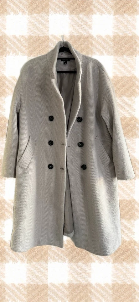 New Look Women's Coat Size 18 Grey And White Oversized With Pockets - Image 1 of 4