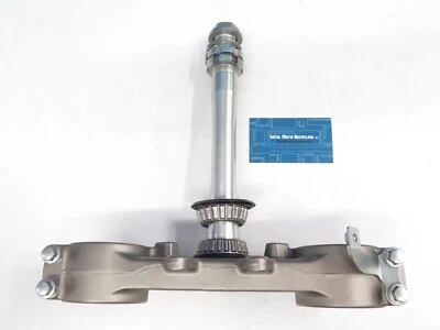 Yamaha WR250R WR250X 2008-2020 OEM abrazadera triple inferior (árbol inferior de stock) Foto 1 de 4