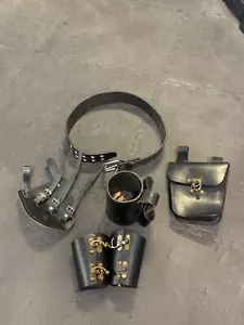 Mittelalter Leder Steampunk Apokalypse LARP Ren Jahrmarkt Halter Kostüm Rennie SET - Bild 1 von 12