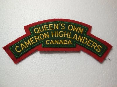 QUEEN'S OWN CAMERON HIGHLANDERS CANADA SHOULDER TITLE PATCH - Image 1 of 2