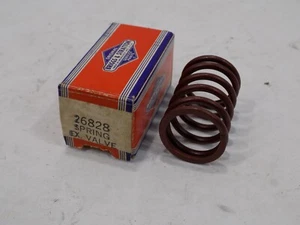 Briggs & Stratton Valve Spring 26828 - OEM Packaging - NEW - - Picture 1 of 1