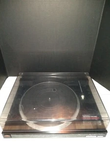 VINTAGE FISHER MT-729C FULLY AUTOMATIC LINEAR TRACKING TURNTABLE - Picture 1 of 13