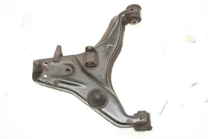 Brazo de suspensión delantero izquierdo mitsubishi l 200 kb4t 4013a329 4013a087 2.5 100 kw 136 cv - Imagen 1 de 3