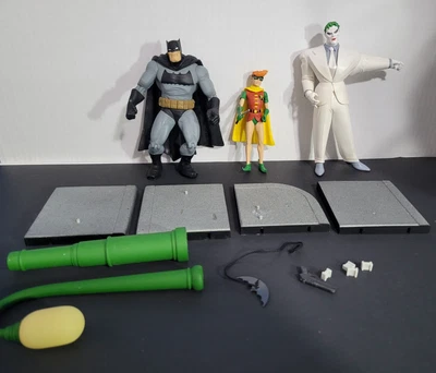 DC Direct The Dark Knight Returns Batman Robin Joker Lot Figures Frank Miller - image 1 of 4