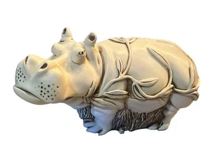 Harmony Kingdom Straight From The Hip Signed By Noel Wiggins Hippo Hippopotamus - Picture 1 of 7