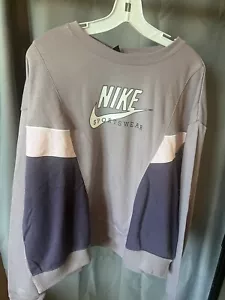 NIKE DAMEN PULLOVER SWEATSHIRT COLORBLOCK, SMOKE RAISIN, XL, NEU MIT ETIKETT. - Bild 1 von 11