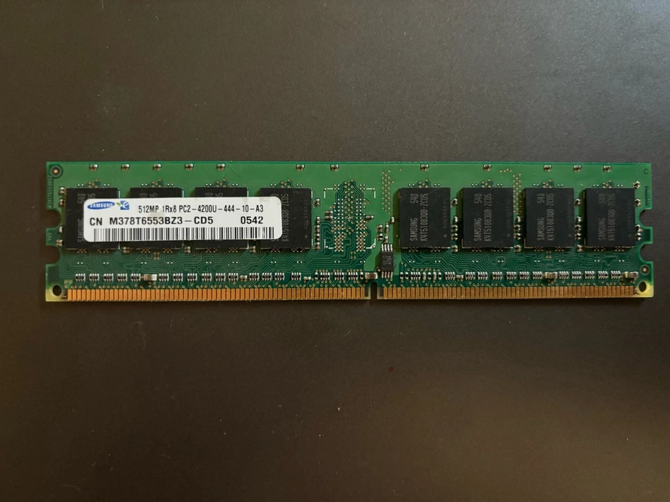 Samsung PC2-4200U 512MB DIMM 533 MHz DDR2 Memory (M378T6553BZ3-CD5) - Image 1 of 1