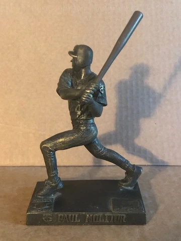 Minnesota Twins Paul Molitor Bronze Statue SGA Cover