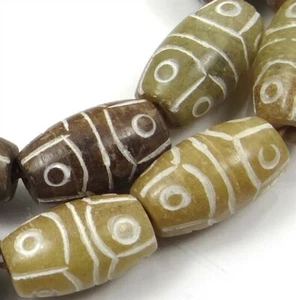 8 carved Moss / Honey Jade Barrel Evil Eye Dzi Tibetan style Beads 20x12mm - Picture 1 of 4