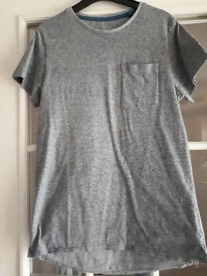 Camiseta a rayas Next azul y blanca delgada para niños de 12 años - muy buen estado Foto 1 de 3