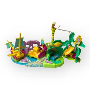 VINTAGE 1997 BLUEBIRD DISNEY POLLY POCKET PETER PAN NEVERLAND PLAYSET HOOK - Picture 1 of 12