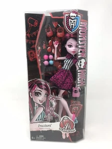 Monster High 2015 Draculaura Scarnival Doll -Brand New in Box- Rare Collectible - Picture 1 of 9