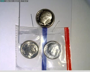 1998 pds Roosevelt dimes unc in mint cello and proof - Picture 1 of 2
